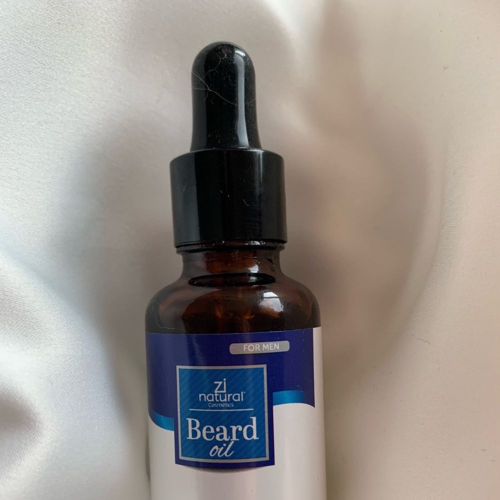 Hydrating and Condi-tioning Beard Oil